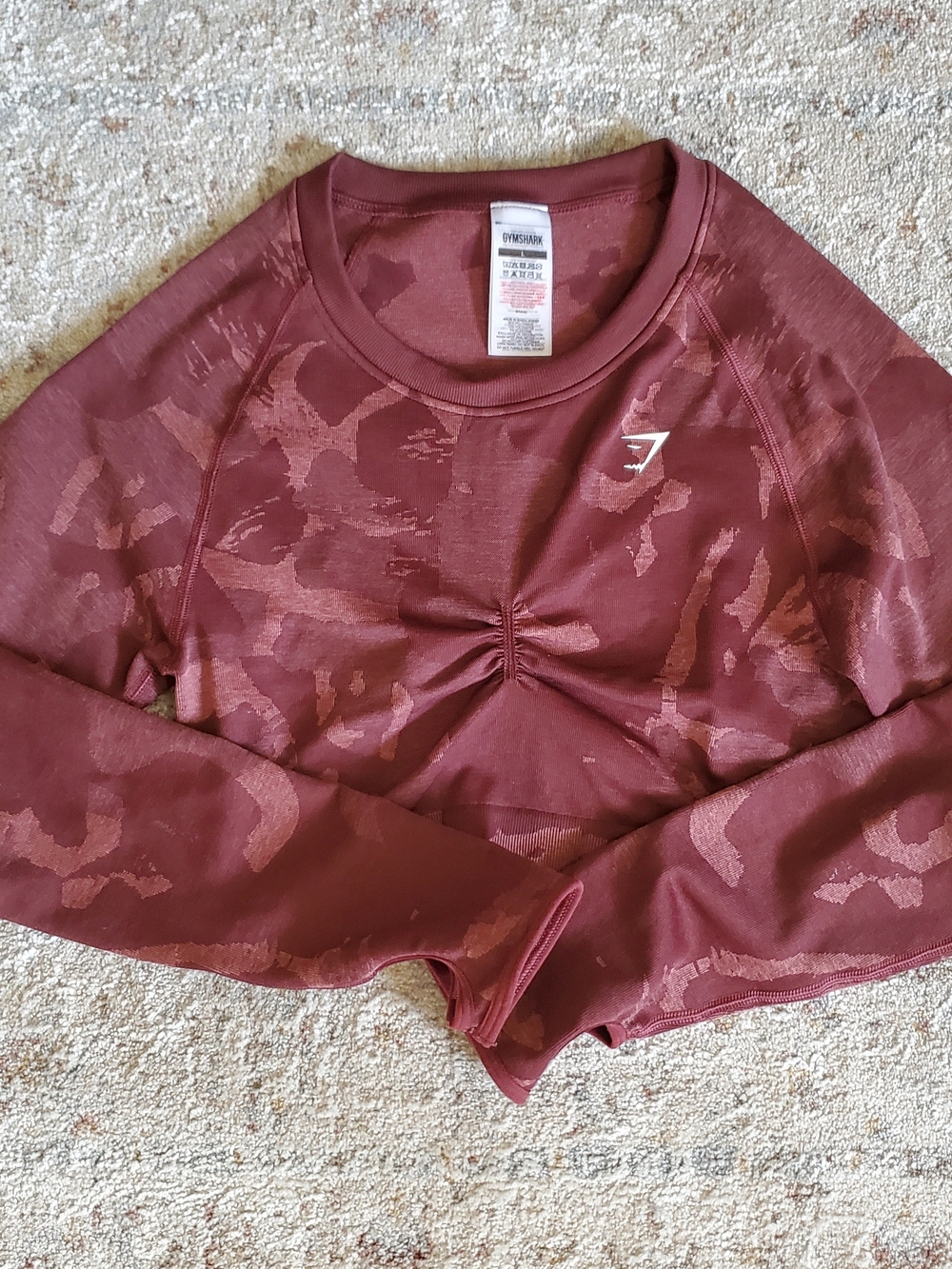 Gymshark Camo Seamless Long Sleeve Crop Top - Picture 4 of 7